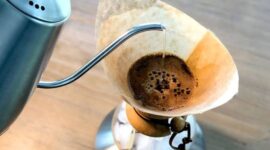 Analisis strategi FORE Coffee memahami konsumen muda dengan konsep Value Proposition Canvas untuk menciptakan nilai dan pengalaman pelanggan terbaik.