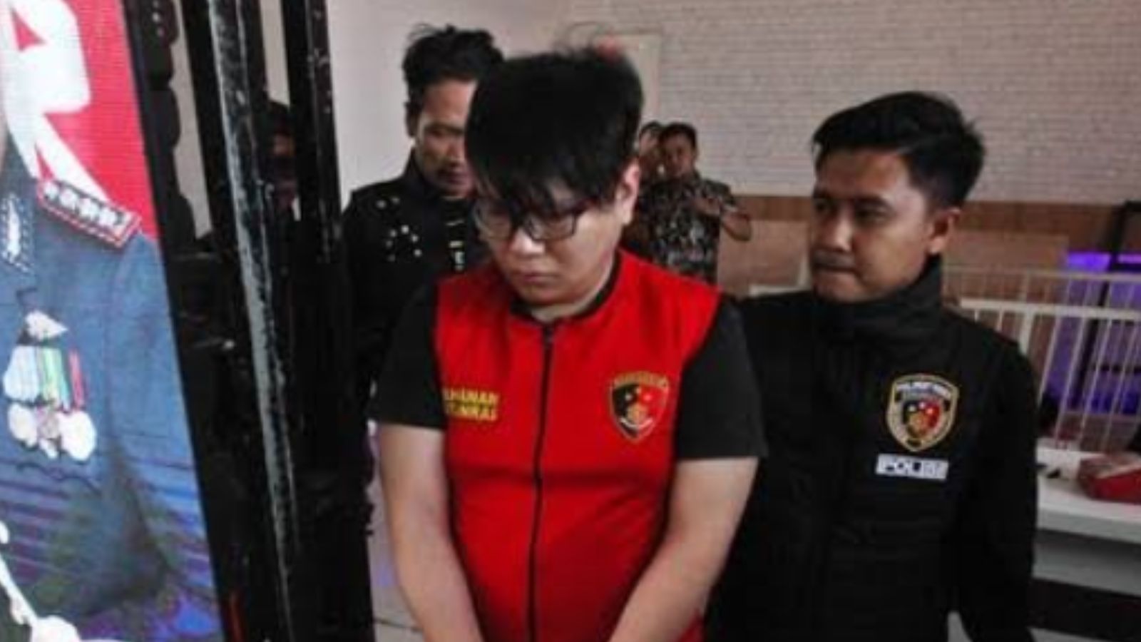 Menangis Histeris, Ternyata ini Arti Tangisan Ronald Usai Dini Tewas