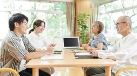 Salah satu konsep produksi yang populer dan efektif dalam mencapai efisiensi adalah Just-in-Time (JIT)