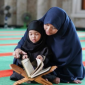 Bagi kalian yang sedang mencari referensi jawaban soal tuliskan satu ayat Al-Quran atau hadits beserta tafsir atau syarahnya yang menunjukkan kewajiban menuntut ilmu, silahkan simak artikel ini sampai selesai.
