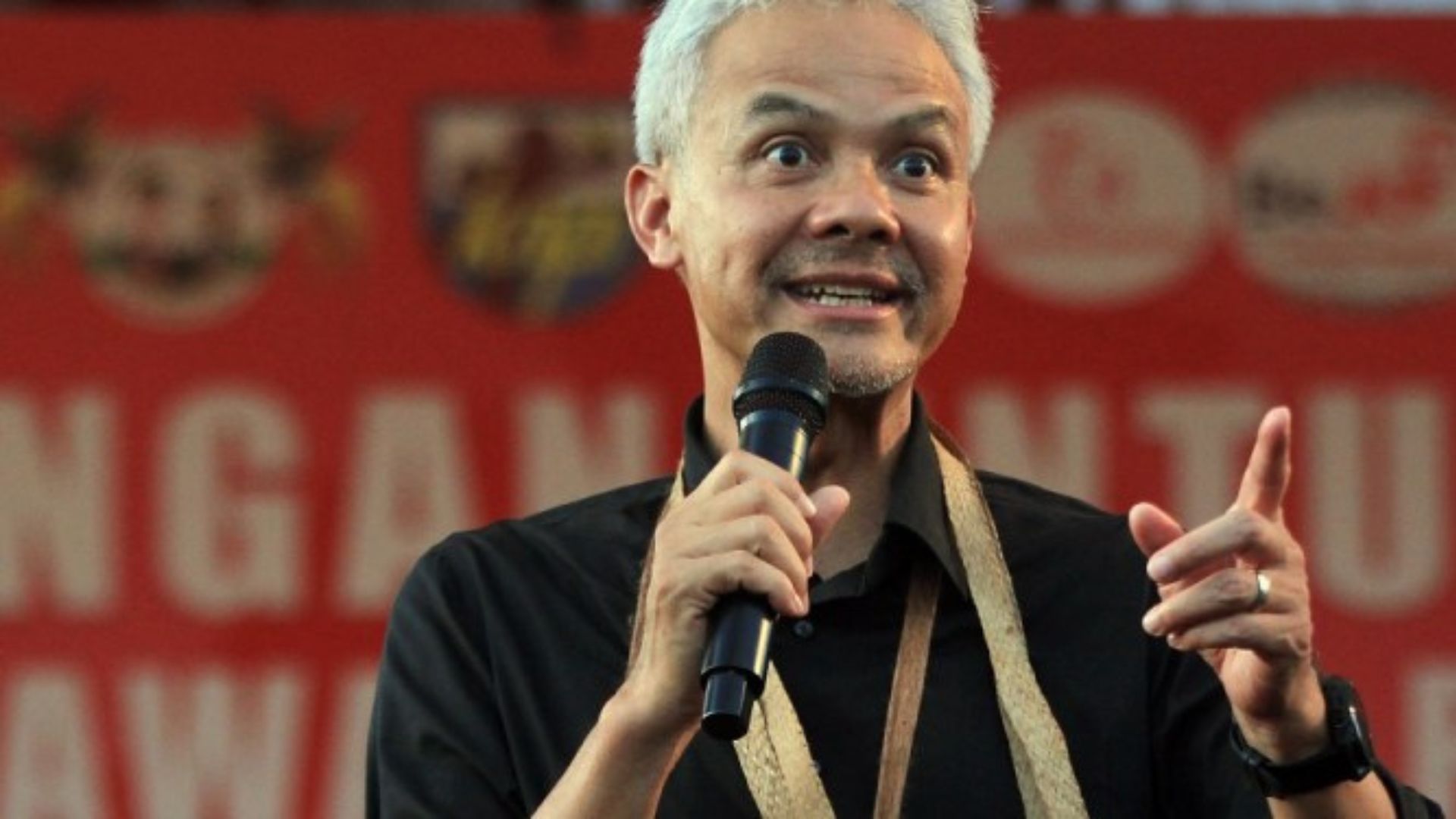 PDIP Diduga Lirik Anies Baswedan di Pilgub Jakarta, Begini Respon Ganjar Pranowo