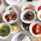 Menu seimbang untuk anak membantu tumbuh kembang yang optimal. Simak contoh menu sehat yang mendukung pertumbuhan fisik dan kognitif anak