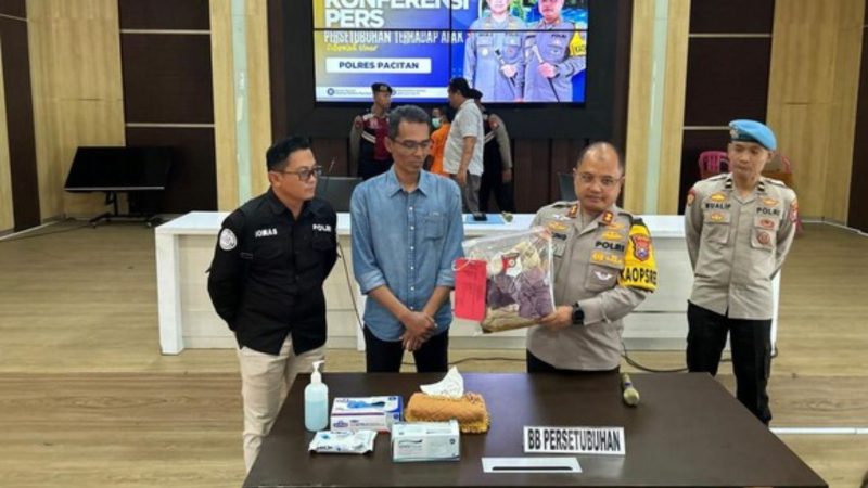 Pihak kepolisian saat melakukan konferensi pers (Dok. Ist)