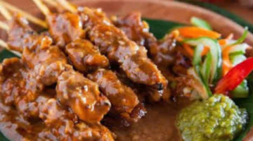 Liburan ke Bukittinggi? Jangan Lewatkan 7 Kuliner Khas Ini!