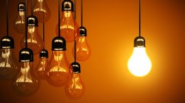 Energi listrik berasal dari pergerakan elektron, partikel kecil dalam atom. Pelajari konsepnya dengan mudah dalam artikel ini.

