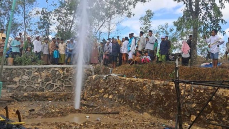 Semburan air di Sampang (Dok. Ist)