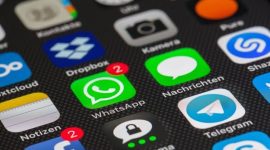 Manfaat dan Risiko Penggunaan Media Sosial dalam Kampanye Politik dan Pengambilan Keputusan
