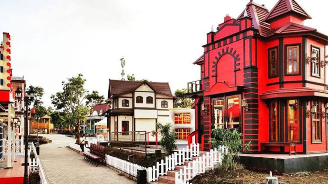 Kota Mini Lembang, Bandung: Destinasi Keluarga dengan Nuansa Eropa yang Menawan