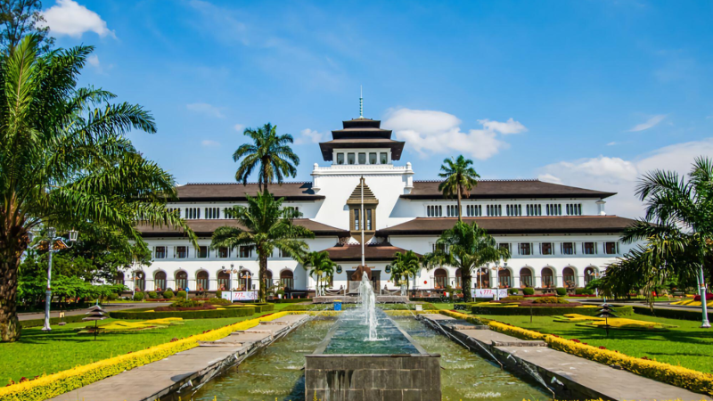 Gedung Sate Bandung.Doc.lst