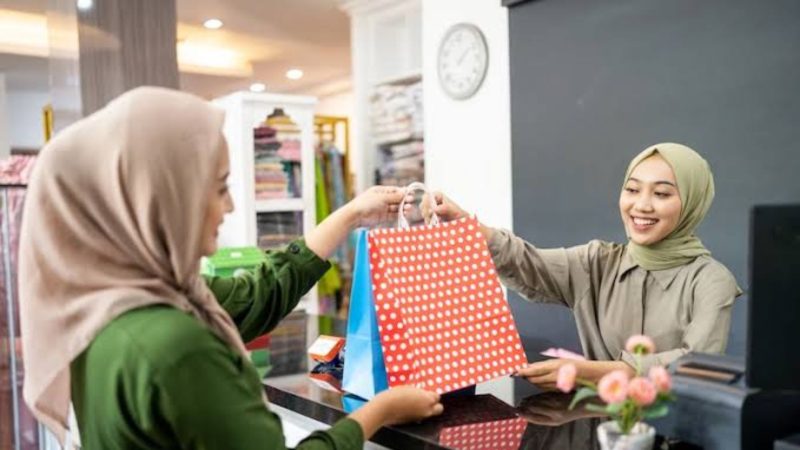 Strategi Penetapan Harga untuk Produk Baru Perusahaan Sepatu XYZ
