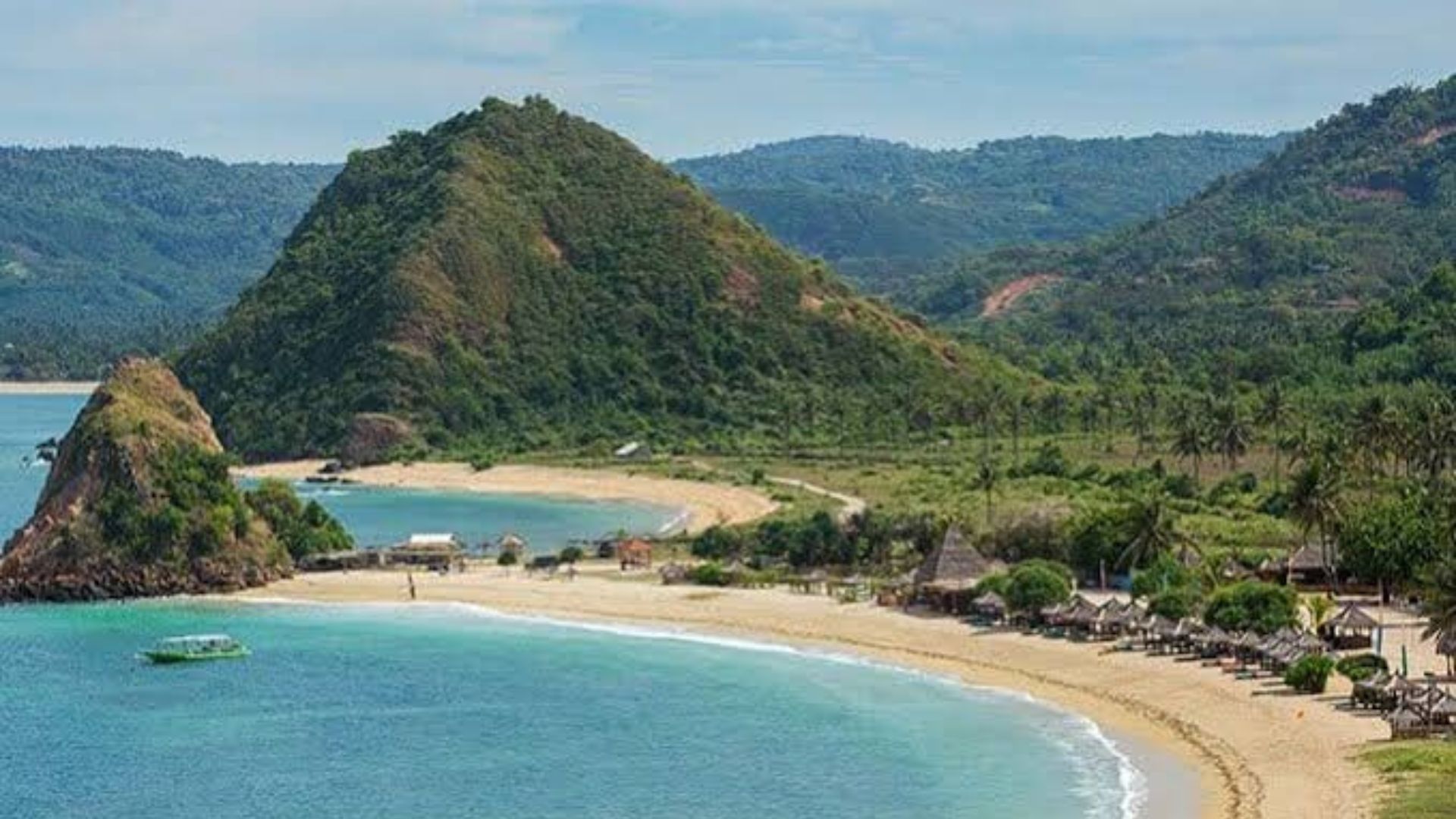 Pantai Kuta Mandalika