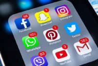 Pengaruh Media Sosial terhadap Politik Modern: Fenomena Partai Inovasi di Novus
