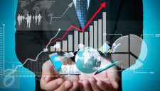 Hitung nilai intrinsik saham preferen Rp7.000 dengan return 10% dan ketahui apakah saham tersebut undervalued atau overvalued.