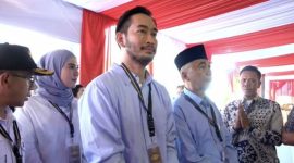 Tangis Jeje govinda pecah saat suaranya unggul di quick count 
(Dok. ist)