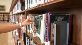 Modernisasi mengandung perubahan linier, pengaruh ilmu pengetahuan, dan teknologi. Apakah semua masyarakat di Indonesia sudah modern? Simak ulasannya.

