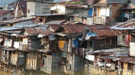 Bagaimana Cara Mengatasi Kemiskinan yang Disebabkan oleh Faktor Pribadi?