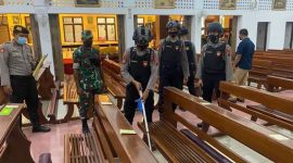 Polres Madiun Kota Lakukan Sterilisasi 10 Gereja Jelang Ibadah (Dok. Ist)