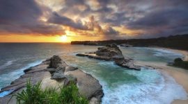 Pantai Klayar Pacitan (Dok. Ist)