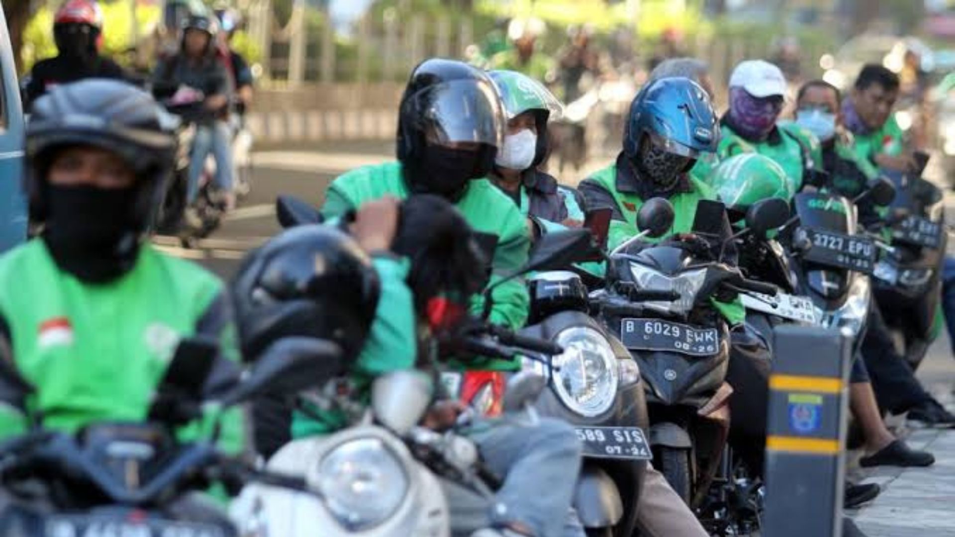 Potongan Tarif Ojol 30% Dinilai Memberatkan