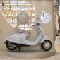 Vespa 946 Snake (Dok. Ist)