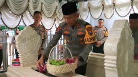 Ziarah ke makam Kiai Ageng Muhammad Besari (Dok. Ist)