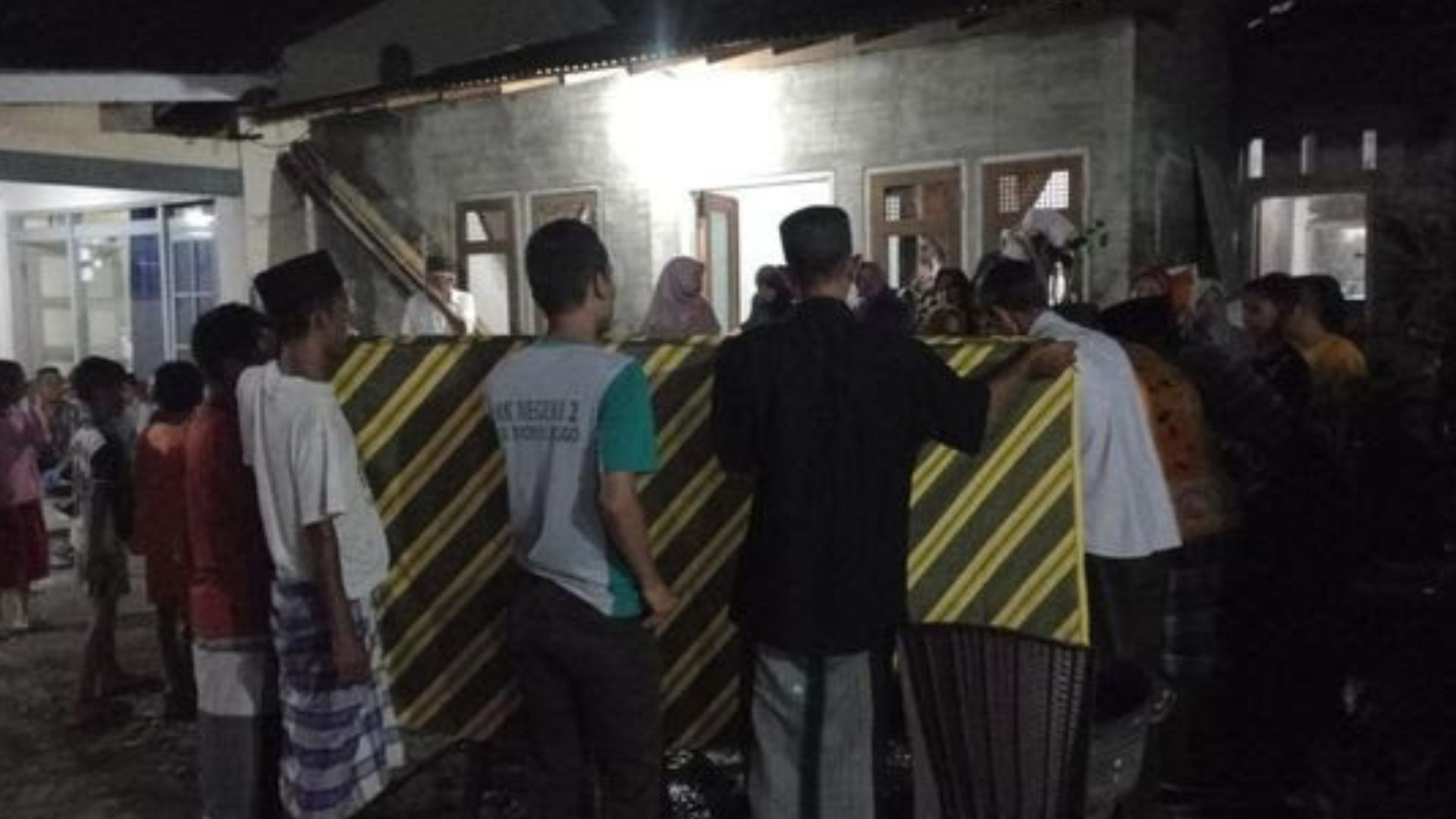 Dua Baita di Probolinggo Tewas Usai Tenggelam di Sungai