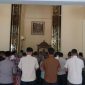 Polres Gresik Gelar Salat Gaib (Dok. Ist)