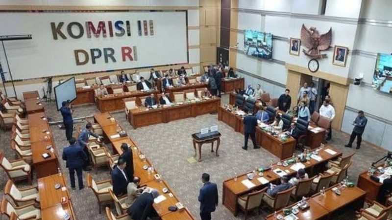 Ruang DPR (DoRUU KUHAP: DPR Pertimbangkan Larangan Siaran Langsung di Pengadilank. Ist)