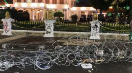 Fasilitas umum yang rusak akibat demo (Dok. Ist)