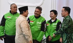 Presiden Prabowo Umumkan Kebijakan THR 2025 untuk Pekerja dan Ojek Online