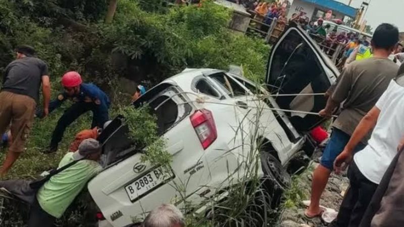 Satu keluarga yang tewas di perlintasan KA Sukoharjo (Dok. Ist)