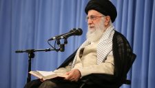 Iran Minta Amerika Serikat Jangan Campur Tangan
