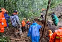 Longsor di Pacet - Cangar (Dok. Ist)