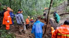 Longsor di Pacet - Cangar (Dok. Ist)