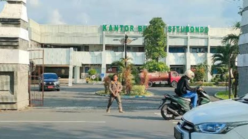 Mobil dinas bupati (Dok. Ist)