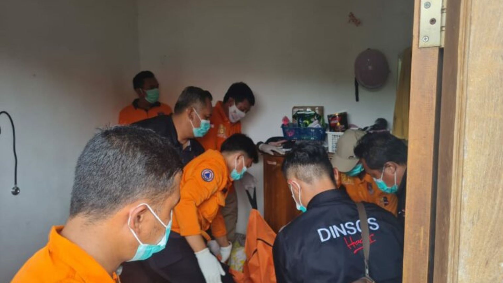 Sepasang Pria dan Wanita Ditemukan Tewas di Kamar Kos Surabaya, Polisi Selidiki Penyebabnya