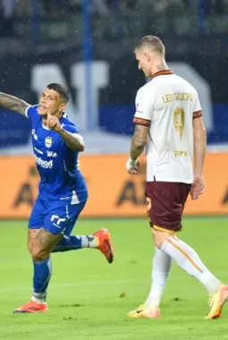 Trio Andalan Persib Bandung Diincar Malut United Musim Depan