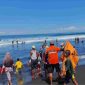 Proses evakuasi korban tenggelam (Dok. Ist)