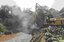 Proses perbaikan jembatan (Dok. Ist)