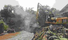 Pemkab Bekasi Segera Perbaiki Jembatan Penghubung Permata Regensi, Kampung Buek yang Roboh