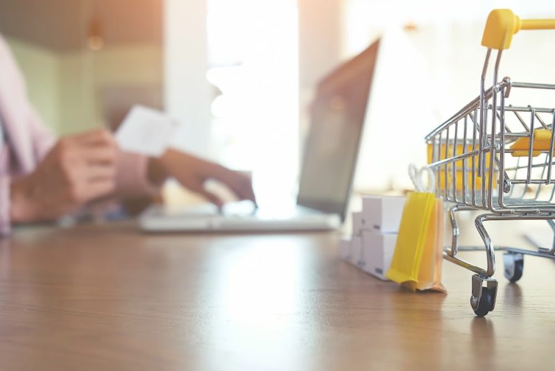 Cara Menyesuaikan Pesan Persuasif agar Lebih Relevan dengan Kebutuhan Konsumen yang Sering Merasa Kekurangan Waktu