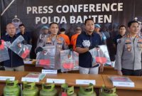 Konferensi pers kasus pengoplosan gas (Dok. Ist)