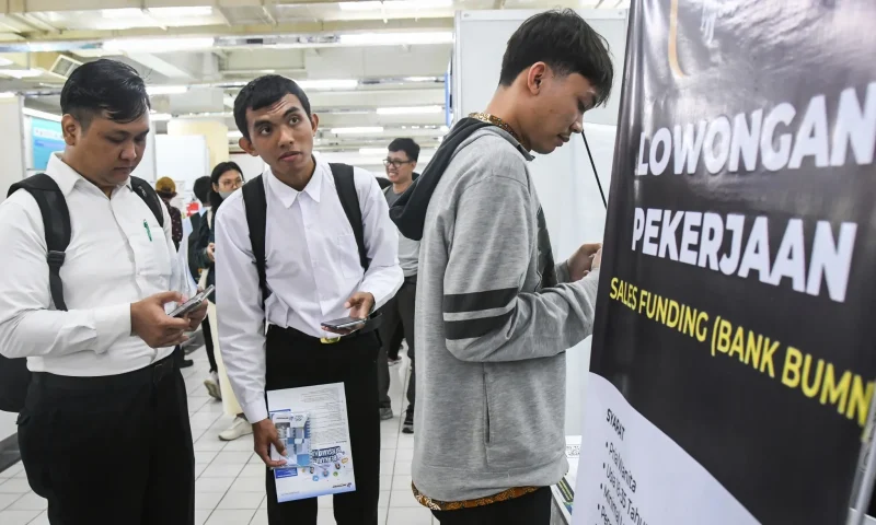 Menaker Hapus Batas Syarat Usia di Lowongan Kerja