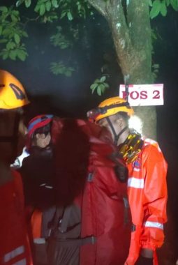 Pencarian Pendaki Hilang di Gunung Saeng Terhambat Kabut dan Hujan