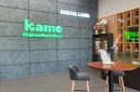 Cetak stiker label online cepat, premium, dan mudah hanya di Kame. Order kecil? Bisa! Kunjungi www.kame.co.id sekarang.