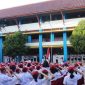 Anak saat mengikuti upacara di sekolah (Dok. Ist)