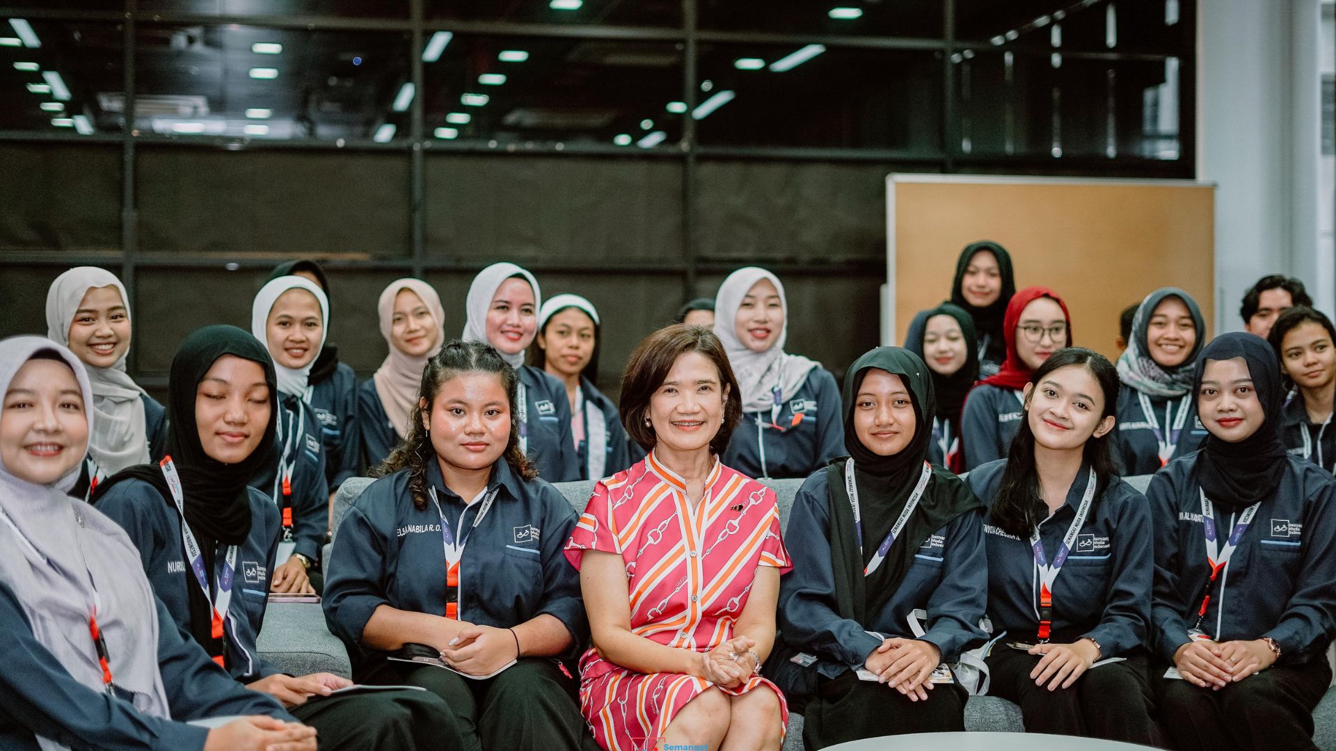 Menembus Kampus Terbaik Thailand: Semangat Muda Indonesia Fasilitasi Kunjungan Akademik ke Chulalongkorn University