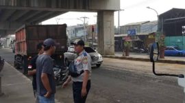 Dishub Bekasi tertibkan parkir liar (Dok. Ist)