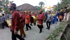 Cara Menjaga dan Melestarikan Tradisi Pisaan