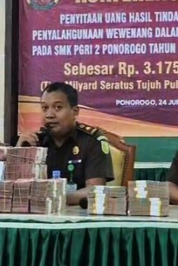Kejari Ponorogo Sita Rp3,17 Miliar dalam Kasus Korupsi Dana BOS SMK PGRI 2